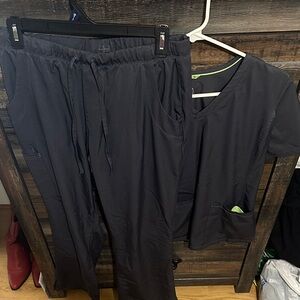 Healing Hands scrub Set Size Mediun